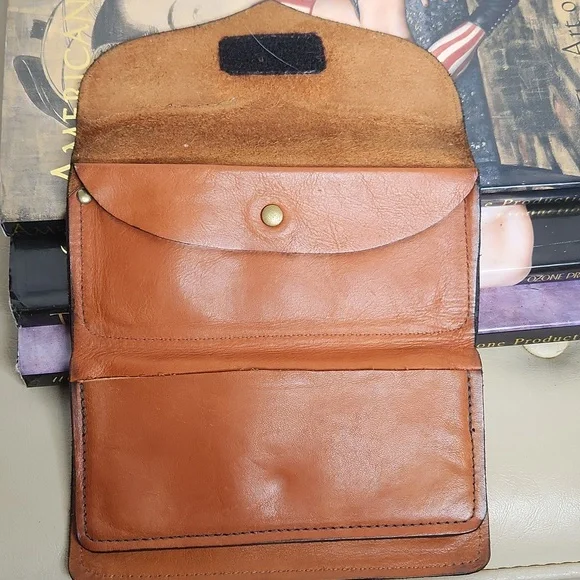 Vintage Handmade Brown Leather Wallet W/ Embossed Tropical Fantasy Dolphin - Picture 4 of 7